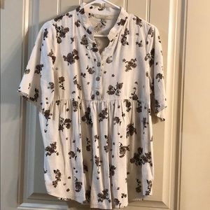 Princess type boutique top